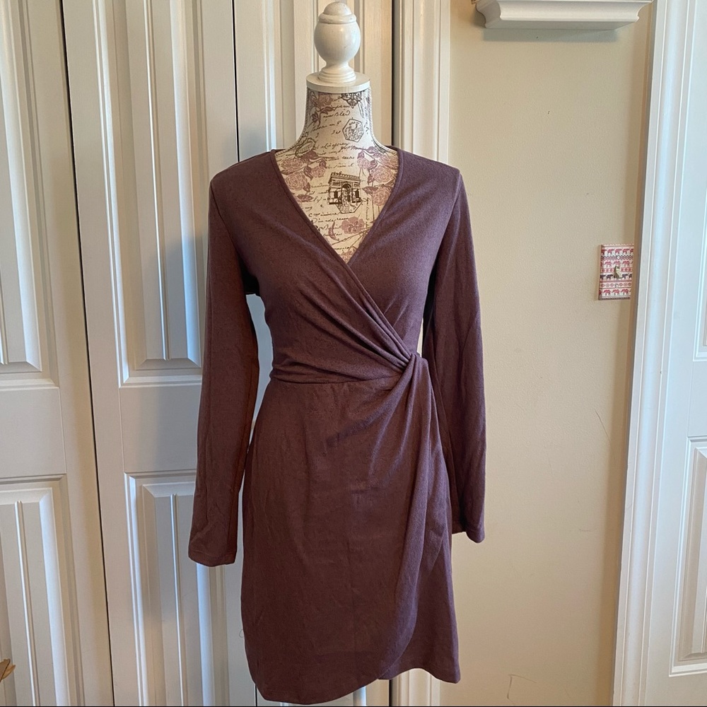 Dynamite wrap dress purple
